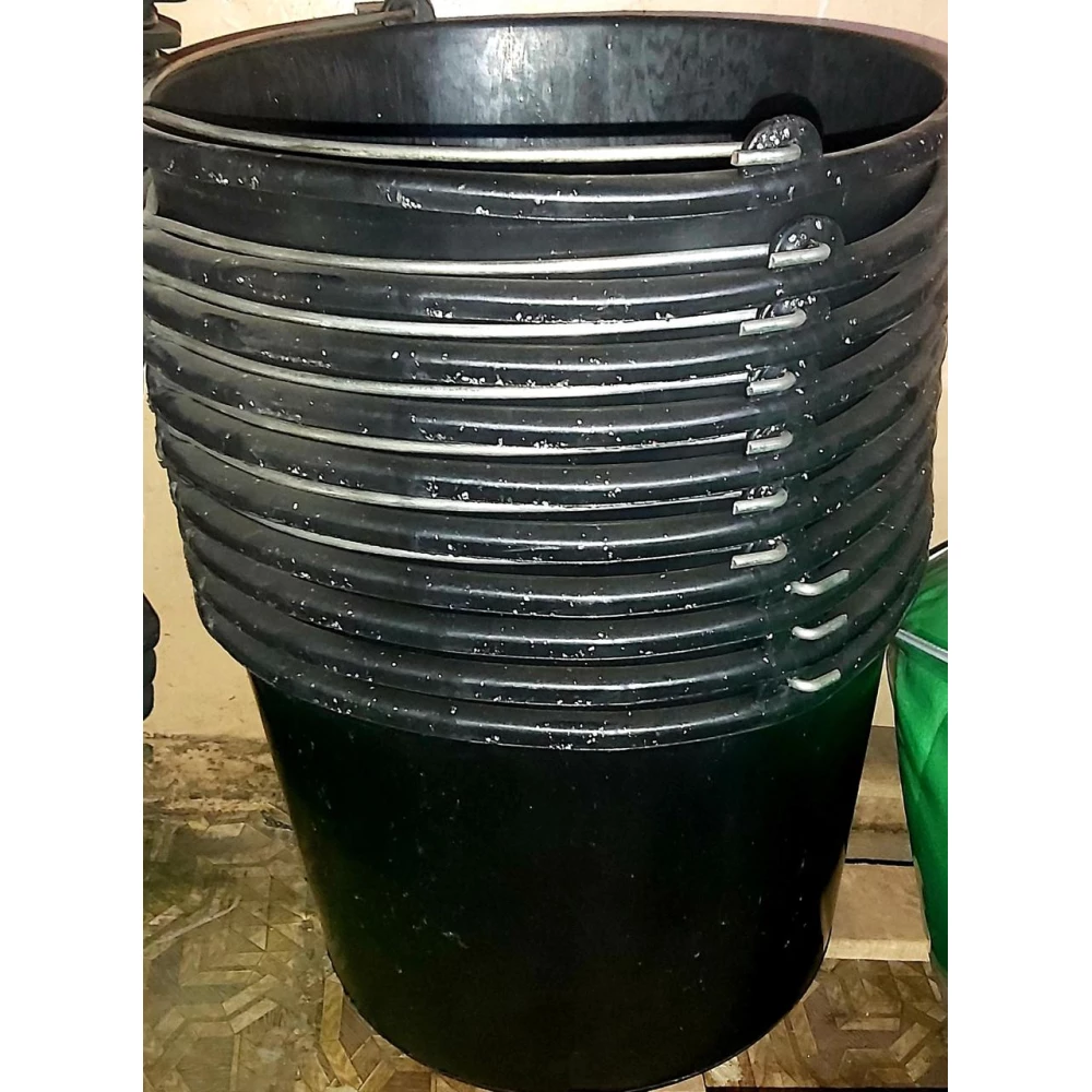 Відро Чорне Залізна ручка 20л.