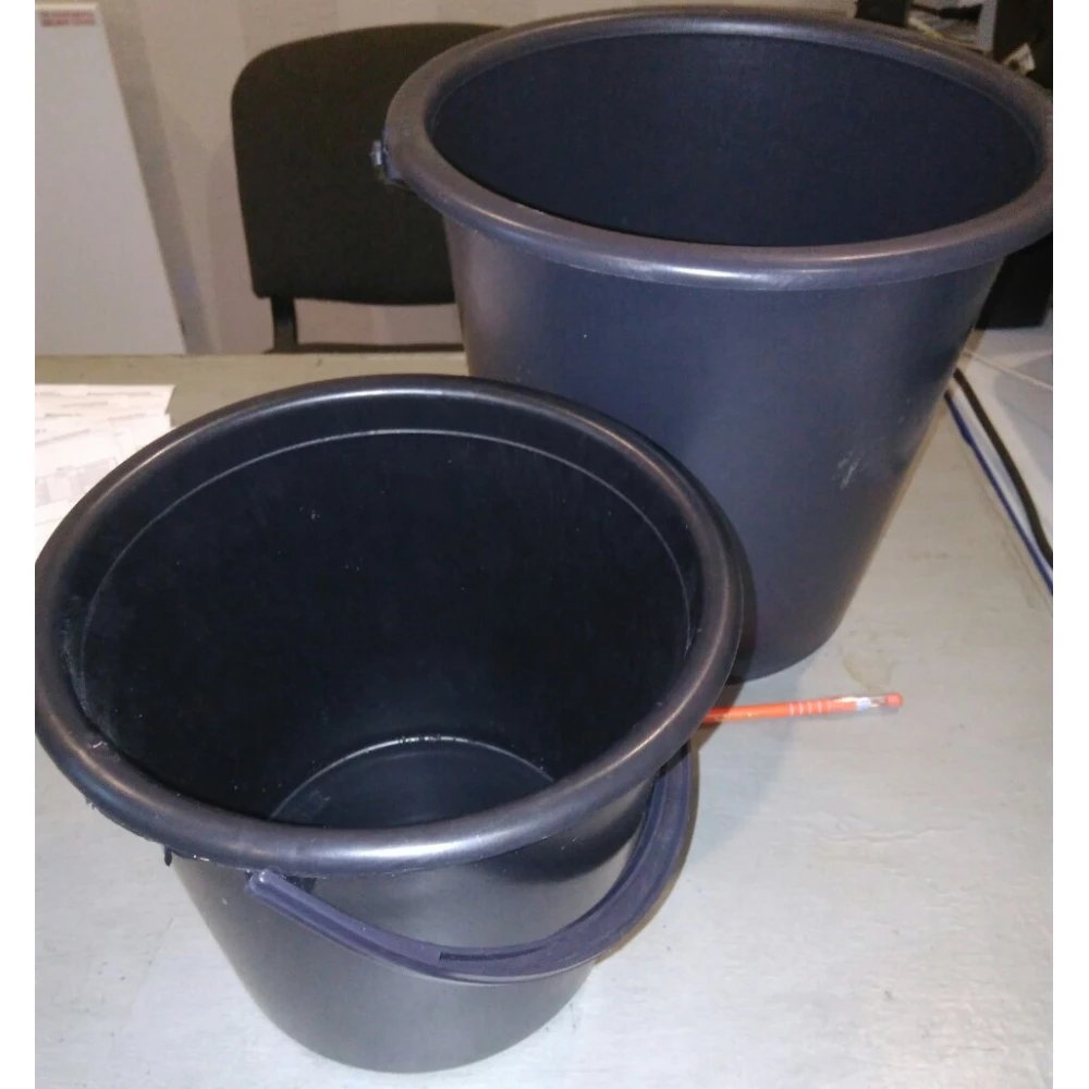 Відро Чорне пластм. 8 л.