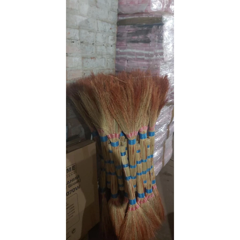 Віник трьохпучковий Люкс (Умань) уп. 50 шт.