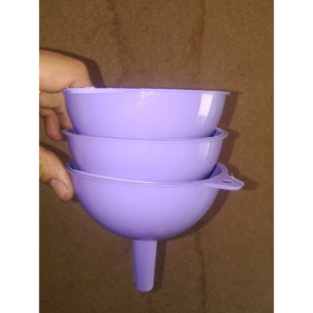 Лійка в бутилку