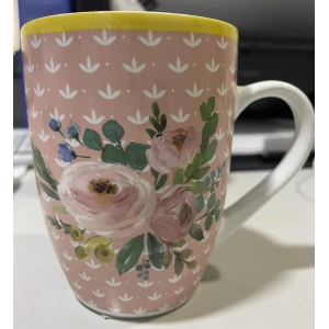 Изображение товара -  Чашка Мамині троянди 325мл.Vittora