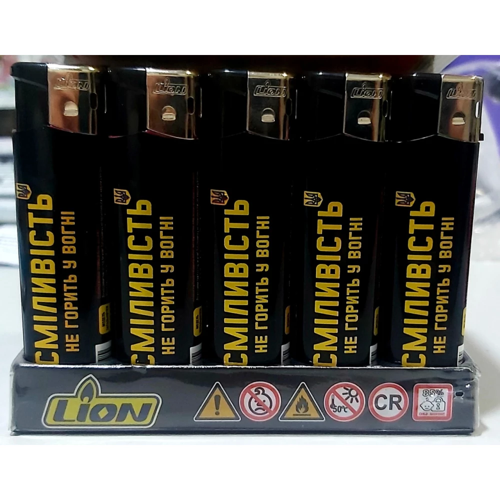 Запальничка “Lion“ МР-49 RC Чорна гума-лак Сміливістьпач.-25шт. Якісна.