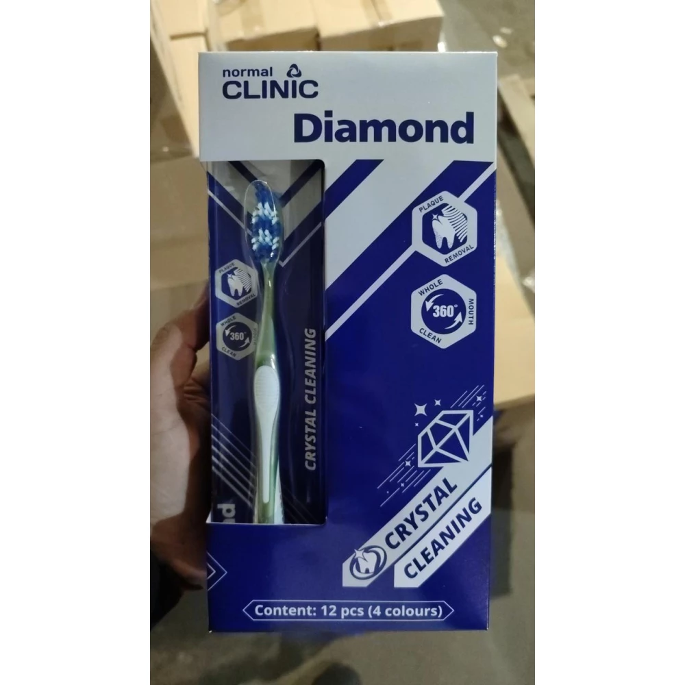 Зубна щітка normal CLINIC Diamond (середньої жорсткості)