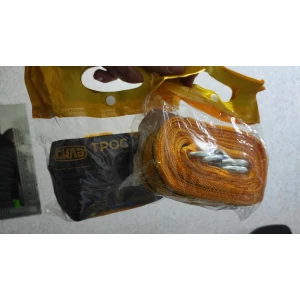 Изображение товара -  Трос буксирувальний 2тонни 4,5м*50мм, (карабін) Сила