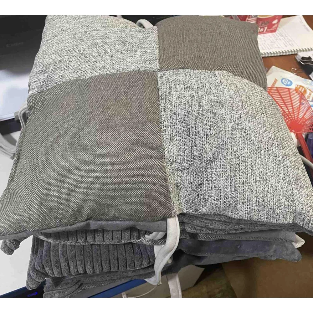 Подушка на стілець 40*40  на зав“язках