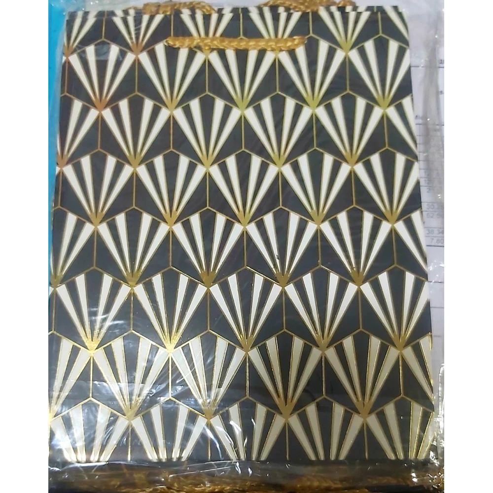 Подарунковий пакет пап. № 29, 18*32 , пач.-12шт.