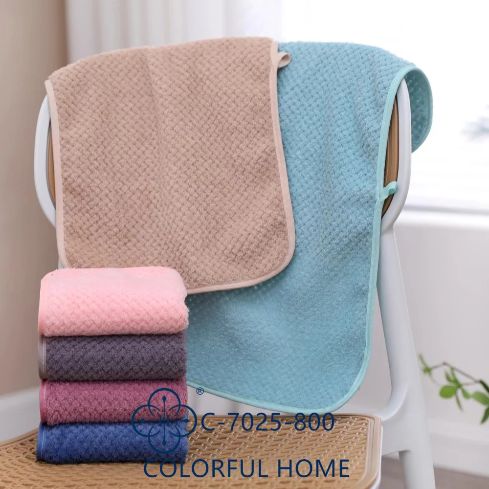 Мікрофібра 25*50 РЕЛЬЕФ з оконтовкою, пач.12шт.