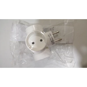 Изображение товара -  Розгалужувач тройний б/з 10А білий  Світ буд (R-315)