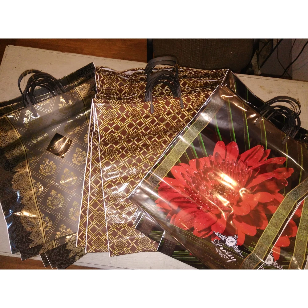 Пластмасова ручка пакет №7 42*39 Преміум, Асорті, звяз.-10шт.