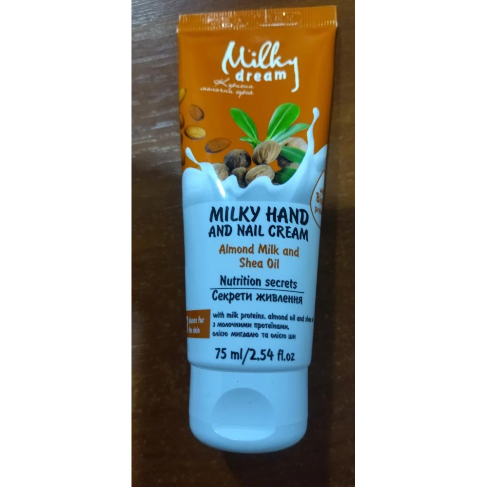 Milky Dream крем д/рук “Almond Milk and Shea Oil“ 75мл